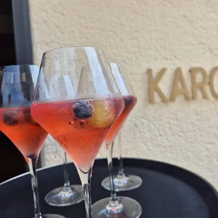 La Balance Self Check-in